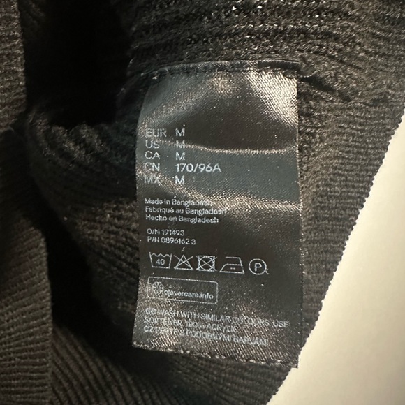 H&M Divided Black Turtleneck Sweater - Picture 8 of 9